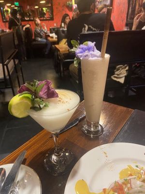 Pisco sour y piña colada  at Guille Veggie in Buenos Aires