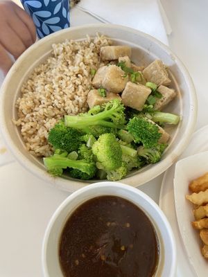 Tso’s Tofu - sauce on the sidee  at Loving Hut in Reynoldsburg