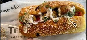 Falafel sandwich  at Bäckerei Terbuyken - Grafenberger in Dusseldorf