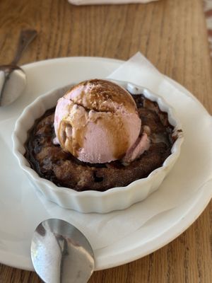   at Cafe Gratitude- Larchmont in Hollywood