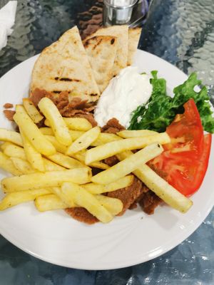 Gyros plate at Gyros House in Kalampaka