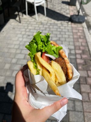 I had the gyros pitta and also the souvlaki pitta and would mostly recommend the souvlaki  at Gyros House in Kalampaka