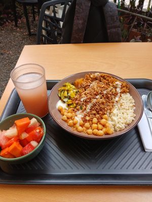 Variado y delicioso at Nuve Nutrición Verde in Bogota