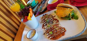 Vegetarian plate, also possible in vegan at Ukiyo in Vienna