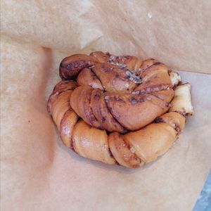 Roulé à la cannelle 🥰 at WAY Specialty Coffee Roasters - Voldersstraat in Ghent