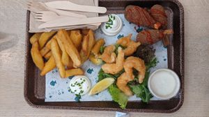 Drumsticks and tempura prawnz at The No Catch Co in Brighton