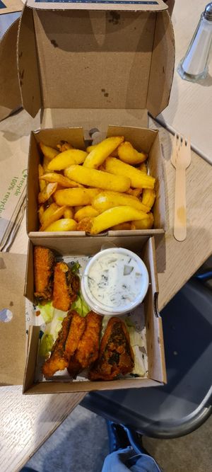 Tofish bites and chips at The No Catch Co in Brighton