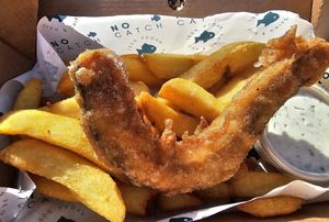 Smoked haddock, chips and tartare sauce at The No Catch Co in Brighton