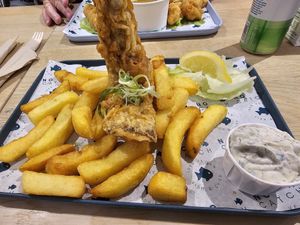 Smoked haddock, chips and tartare sauce at The No Catch Co in Brighton