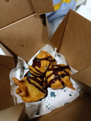 Deep fried oreos at The No Catch Co in Brighton