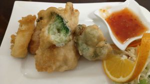 Gemüse im Bierteig mit Süß-Sauer Sosse at Thai Tawan in Rheinhausen