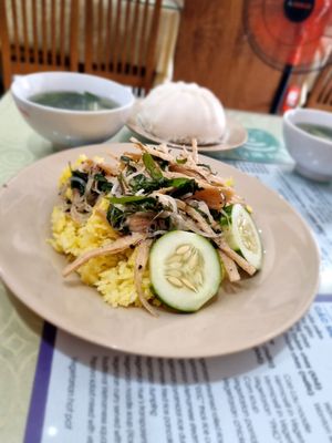 "Vegetarian Shredded Chicken and Rice" (Vegan) at Thuy in Da Nang
