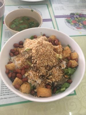 Vegetarian tiny mussels with rice at Thuy in Da Nang