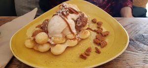 Lotus waffle at ComiCoffee in Newport