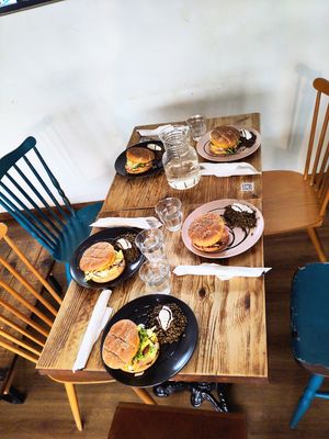 They also have a vegan burger option we could try 🤤 at Oh My Goodness Café in Strasbourg