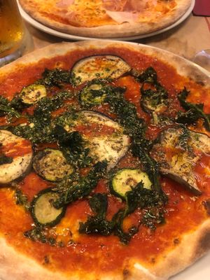 Grilled vegetable pizza with no cheese at Gino's in Venice