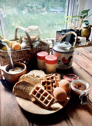 Loving to share with you what we have (and nothing coming from far away!) at The Tamarind Tree Farmstay in Chevrainvilliers