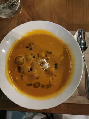Pompoen kokossoep at Flora Batava in Nieuwersluis