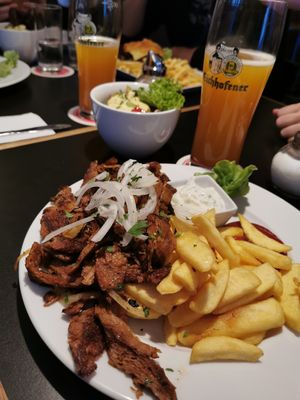 Veganer Soja-Gyros Teller at Dada in Regensburg