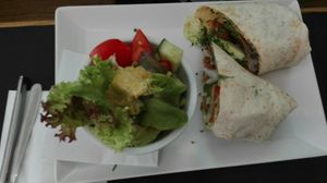 Falafel wraps and salat at Dada in Regensburg