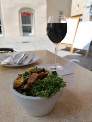 Frischer Salat at Dada in Regensburg