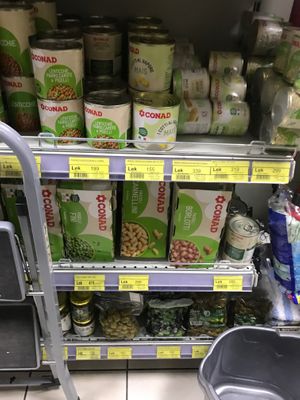 Canned beans at Conad Aega Merxhani in Shkoder