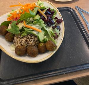   at MUC - Dean & David - T2 in Munich