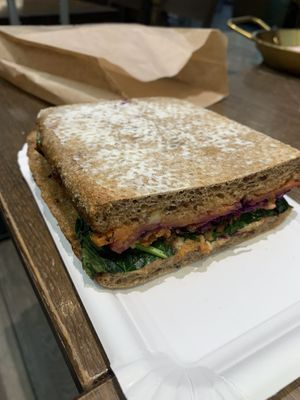 vegan sweet potato sandwich  at MUC - Dean & David - T2 in Munich