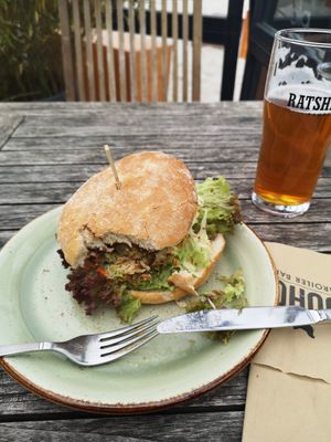 Vegan falafel burger at JOHO Broiler in Prerow