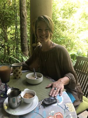 Desayuno  at Waterfall Villas in Dominical