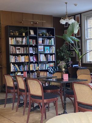 So many books to read!   at Root25 in East London