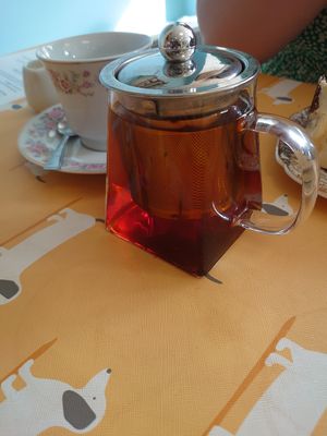 Cute teapots at E & R Tearoom in Lutterworth