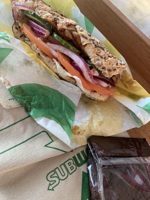 tlc sandwich and vegan cookie at ALC - Subway in Alicante