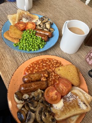 DELICIOUS vegan breakfast!!  at Pete's Eats in Llanberis