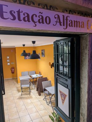 The place at Estação Alfama Pizzaria in Lisbon