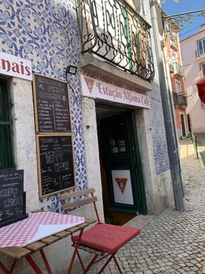 The place  at Estação Alfama Pizzaria in Lisbon