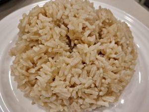 Brown rice at D'life 蔬食 - Somerset  in Central Singapore