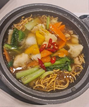 Claypot Noodles ~ 23/12/22 at D'life 蔬食 - Somerset  in Central Singapore