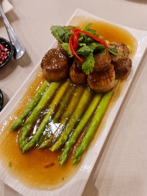 Asparagus Scallop ~ 10/10/21 at D'life 蔬食 - Somerset  in Central Singapore