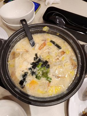 Fish soup at D'life 蔬食 - Somerset  in Central Singapore