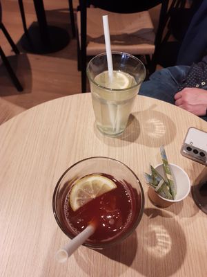 Ice tea and citronnadeins at Copper Branch in Utrecht