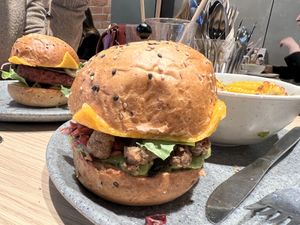 burger shiitake  at Copper Branch in Utrecht
