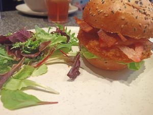 Supreme burger at Copper Branch in Utrecht