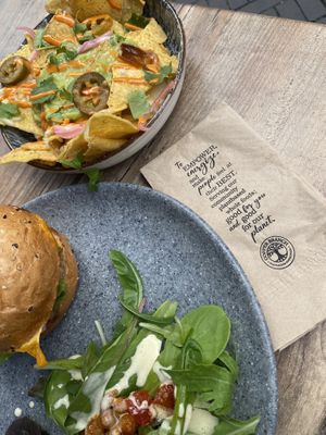 Burger and nachos  at Copper Branch in Utrecht
