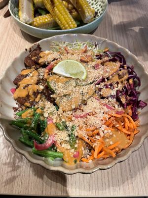 Inspiring-indonesian bowl   at Copper Branch in Utrecht