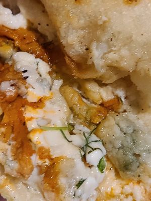 This Buffalo Chicken pizza is the star. I ate fried chicken, fries, Po boy Philly donair.....pretty disappointed for what i paid for..but this pizza saved my night w bravo. at Seitan's in Edmonton