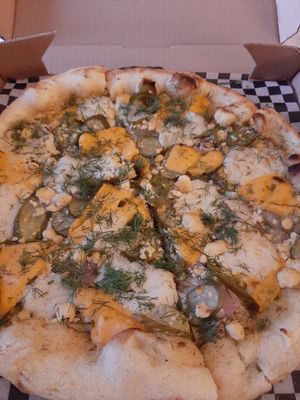 Pickle pizza 🤤🥒 at Seitan's in Edmonton