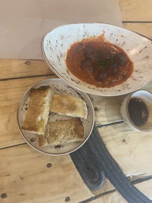 Meatballs at Amarre Marina in Barcelona