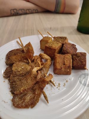Tofu and mushrooms pinxos 1€ each at Xiongzai II in Madrid