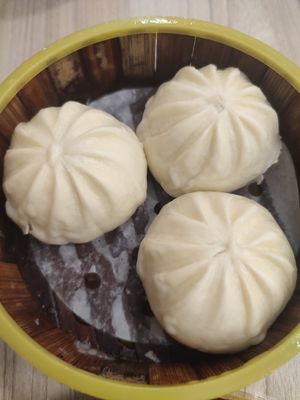 Vegan Bao at Xiongzai II in Madrid
